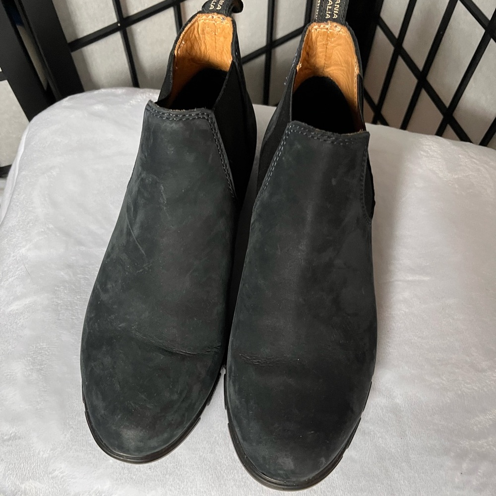 Blundstone Blue Suede Booties